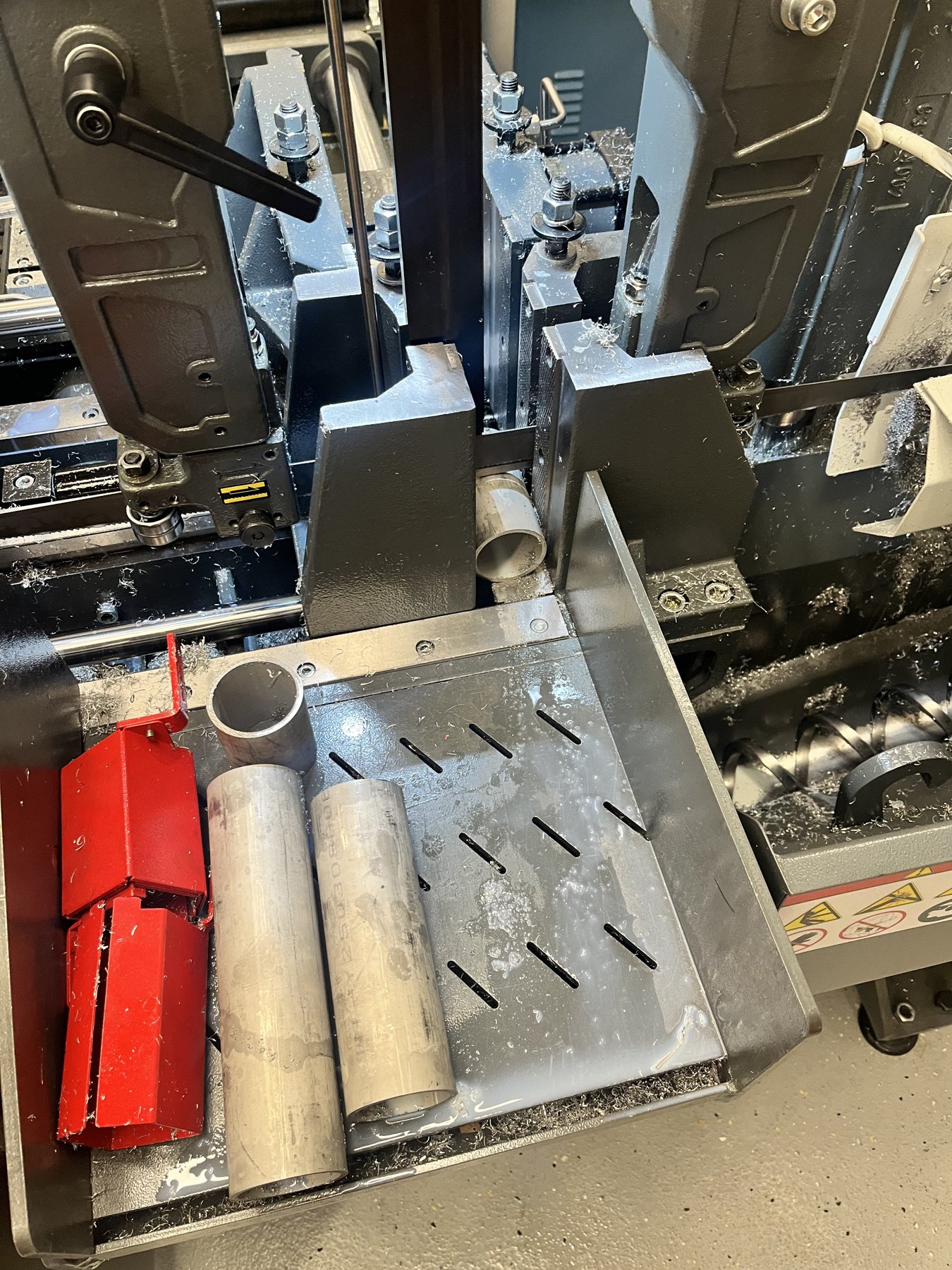 Machining setup and metal stock