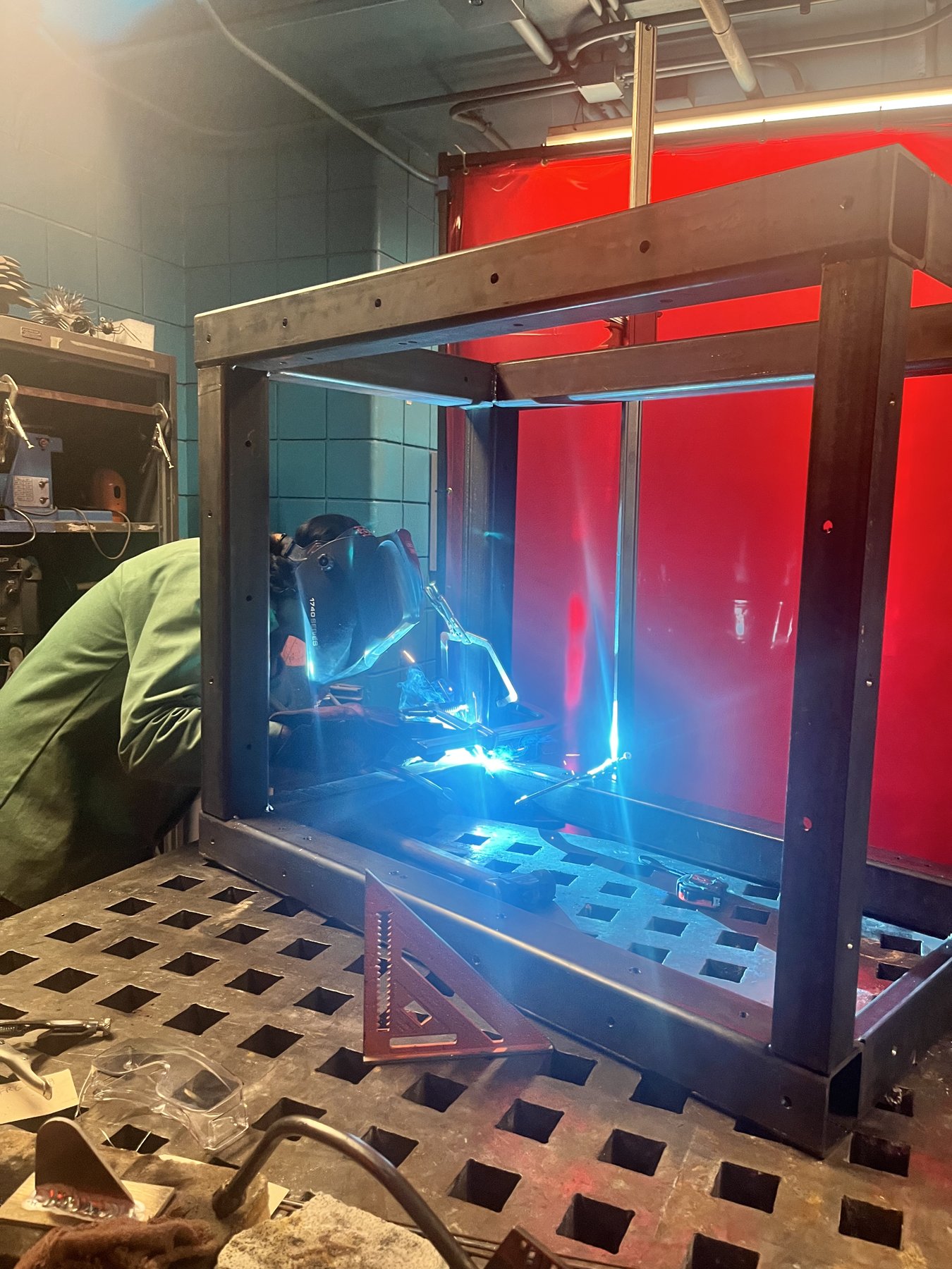 Welding the frame joints